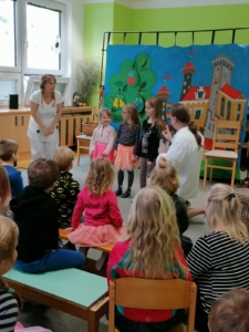Hrajeme se slovíčky - divadelní představení