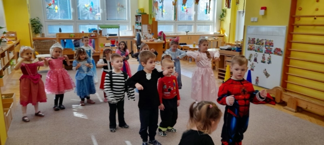 Pohádkový den ve třídě Veverek